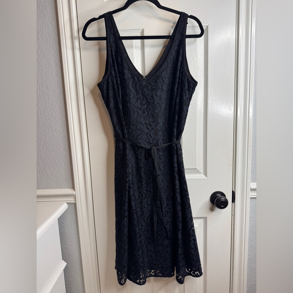 LOFT Black and Navy Lace Midi Dress SIZE 12T tall